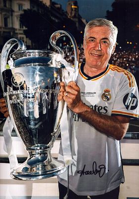 Carlo Ancelotti signed 12x8inch colour photo.