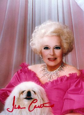 Barbara Cartland signed 5x4 inch colour Photo.