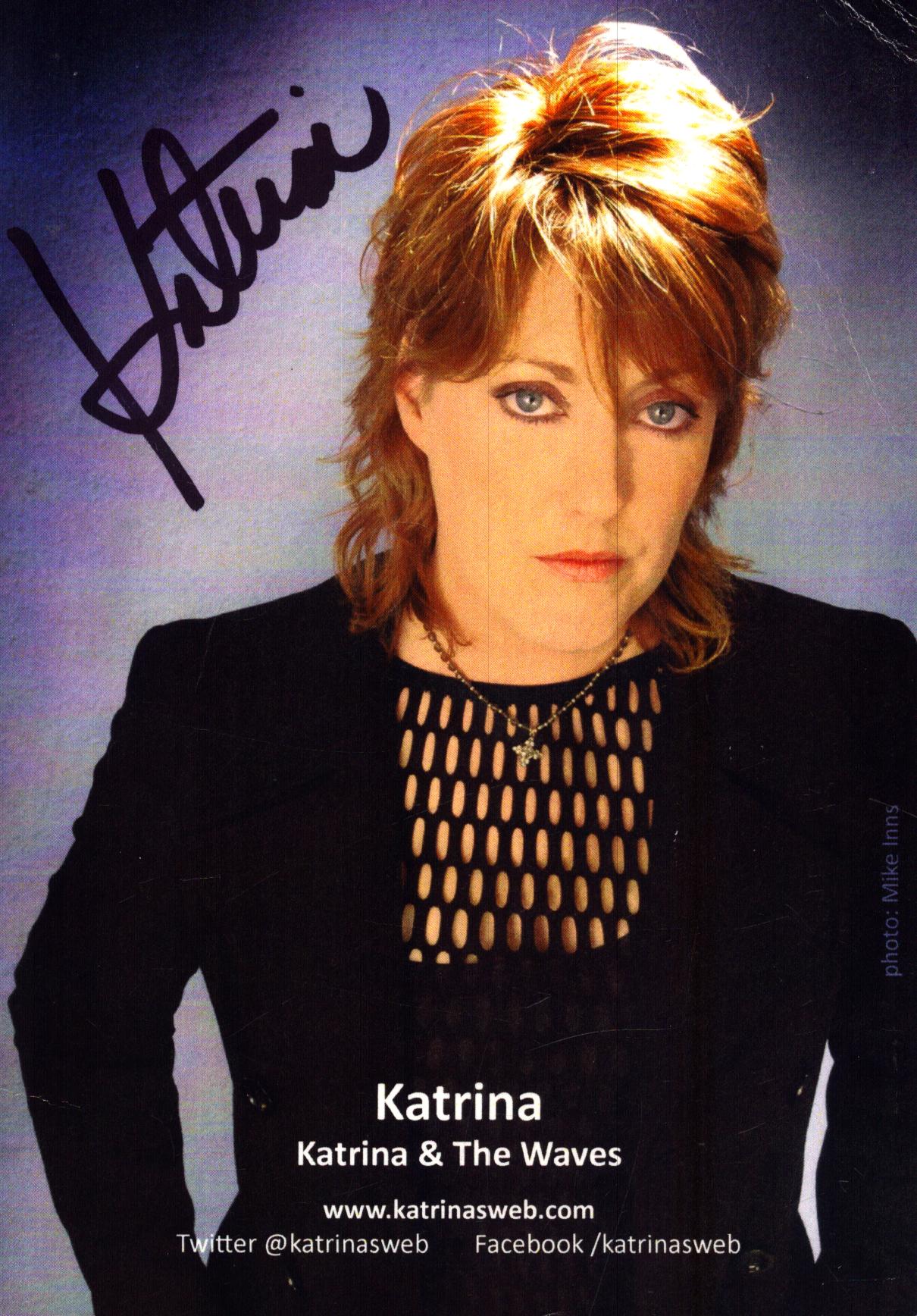Katrina from Katrina and the Waves sign 6x4 inch colour photo