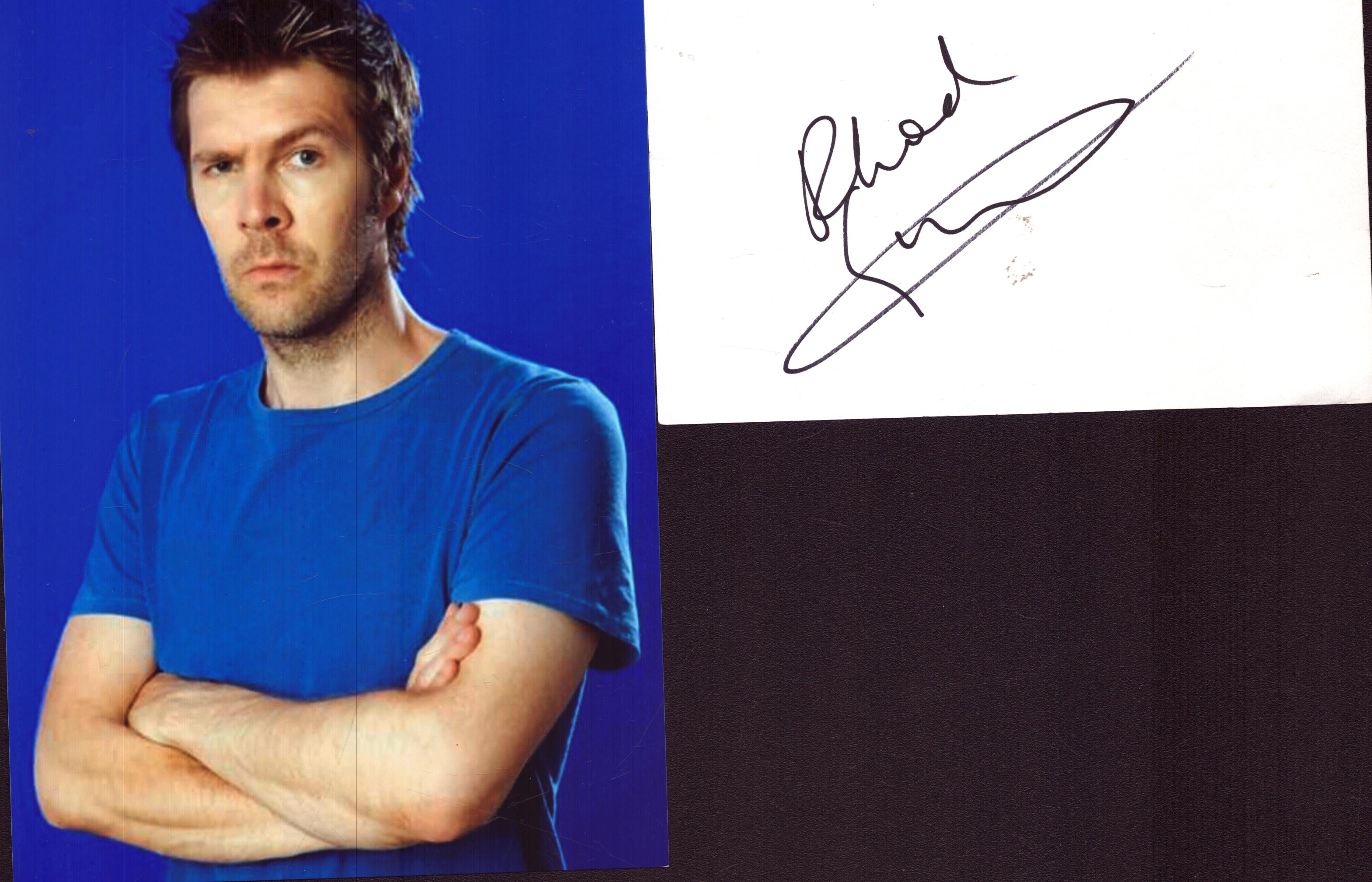 Rod Gilbert sign 6X4 inch white card with 7X5 inch colour unsigned Photo