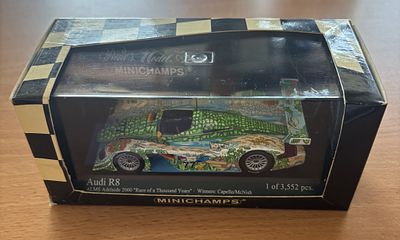Minichamps 430, Adui R8 ALMS Adelaide 2000 'Race of a Thousand Years' Winners Capello/McNish. 1 