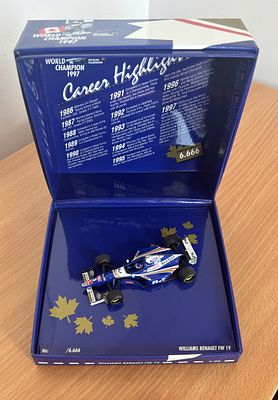 Minichamps 516, Williams FW19, J.Villeneuve 1997 Presentation Box. 0194 of 6,666. 1:43.