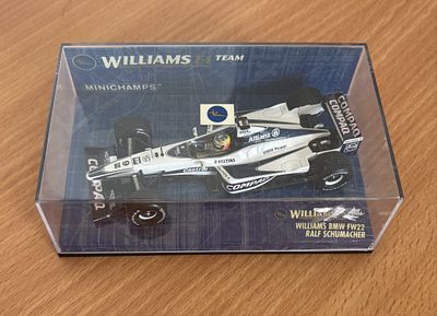 Minichamps 430, Williams BMW FW22, Ralf Schumacher. 1:43.