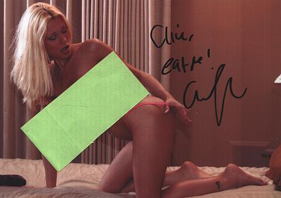 Cindy Crawford Signed 7X5 each colour risque Photo.