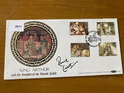 Two Ronnies Ronni Corbett signed 1985 Benham official Christmas FDc BLCS6. Good condition Est.