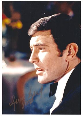 George Lazenby signed 10X8 inch colour photo from James Bond