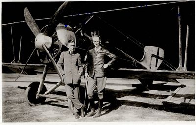 Great War ace Karl August Von Scheonbeck signed 6x4 inch photo, he became a Luftwaffe General 