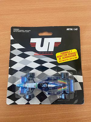 F1 Benetton Renault M. Schumacher Weltmesiter 1994 & 1995 UT model car, 1:43.
