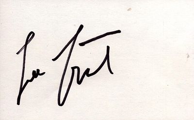 Lee Grant signed 5x3 inch white card