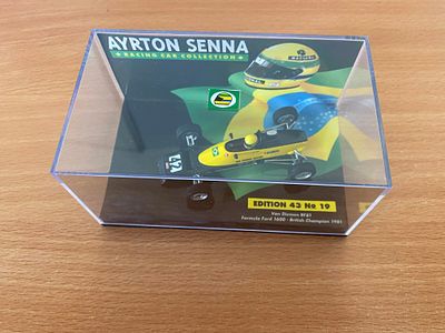 Van Diemen RF81 Formula Ford 1600 British Champion 1981 Ayrton Senna Minichamps model car, 1:43.