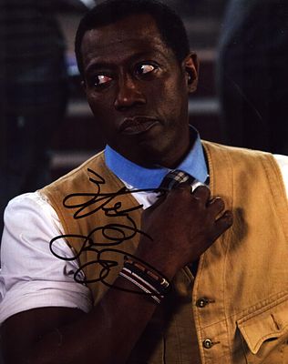 Wesley Snipes signed 10x8inch colour photo.