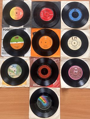 70's 7" Vinyl Collection x10. Includes ABBA, Gary Moore, Gordon Lightfoot, Foreigner, Blue 
