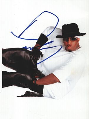 Puff Daddy signed 7X5 inch colour photo.