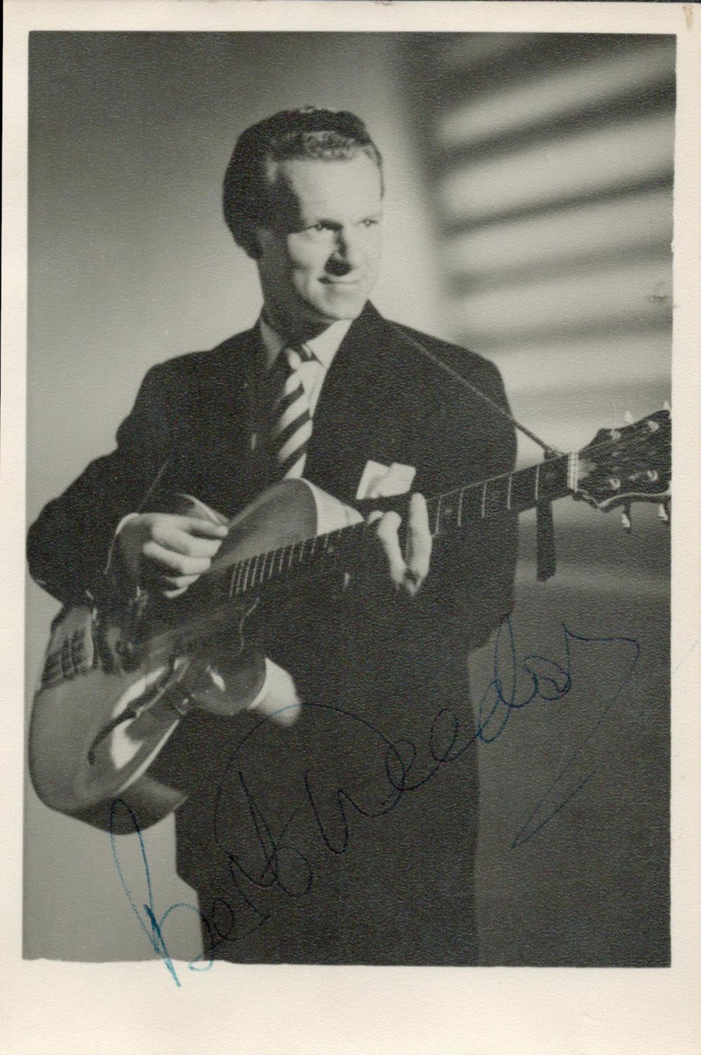 Lot 134: Bert Weedon signed 6x4 black and white photo....