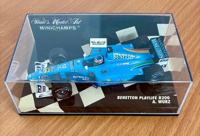 Minichamps 430 000012, Benetton Playlife B200, A. Wurz. 1:43.