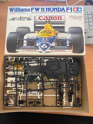 Williams Honda FW11 GP Collection No19 model kit model car, 1:20.
