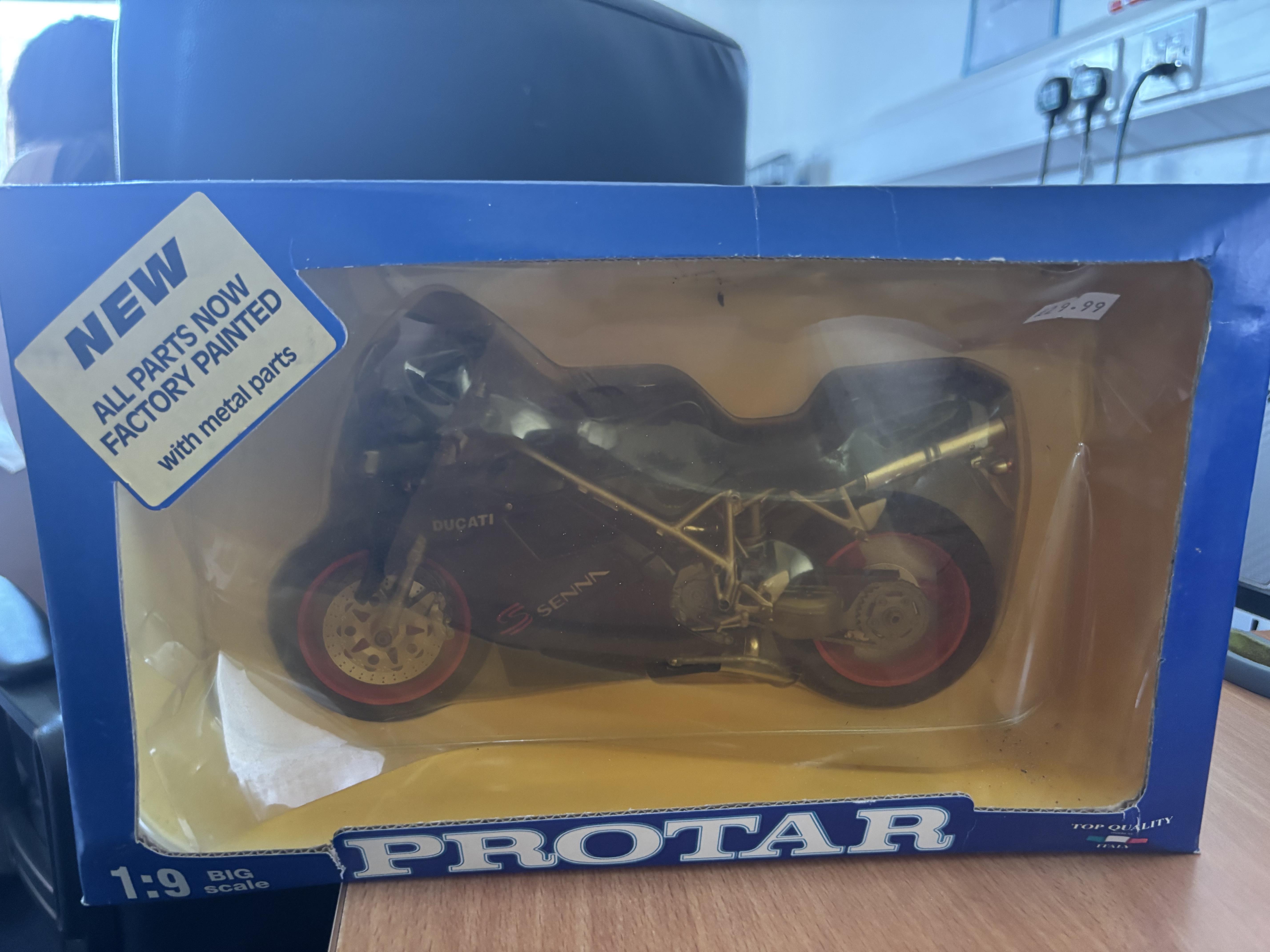 Lot 557