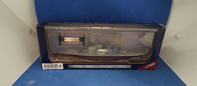 Amercom Model Warships Of WWII USS Wisconsin 1945 1:1000 Scale Boxed.