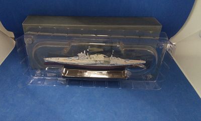 Atlas Editions 7134133 HMS Renown, 1:1250 Scale, boxed.