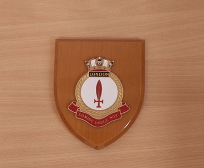Decorative ship crest/plaque wall mount for HMS London, Domine Dirige Nos, 7x6inch.