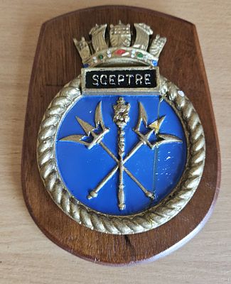 HMS Sceptre commemorative wall Plaque on wooden base 6x4 inch Approx.