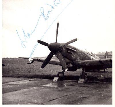 Douglas Bader signed 5x5inch black and white photo.