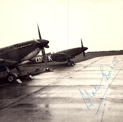 Douglas Bader signed 5x5inch black and white photo.