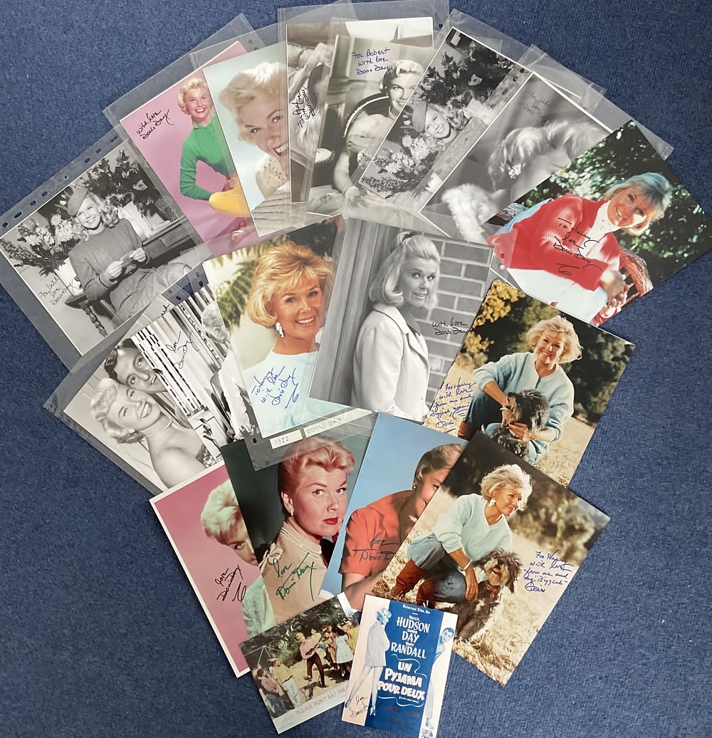 Lot 452: 30 x Doris Day Secretarial Signed Photos in...