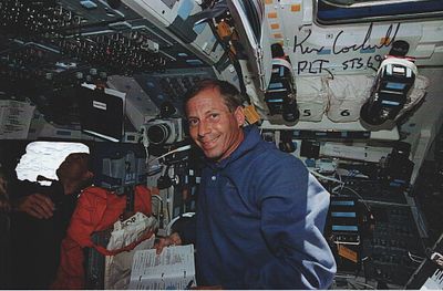 Kenneth Cockrall signed 7x5 inch colour photo astronaut