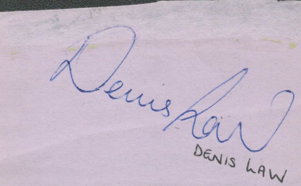 Lot 483: Denis Law signed 2x4 album page. Law CBE...
