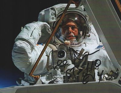Lee Morin Astronaut signed 6x4 inch colour photo