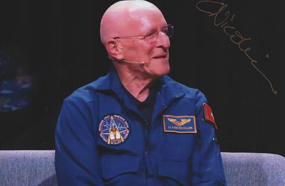 Claude Nicollier signed 6x4 inch colour photo