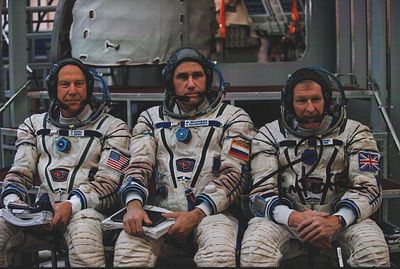 Tim Peake Astronaut Signed 7x5 inch Colour Photo