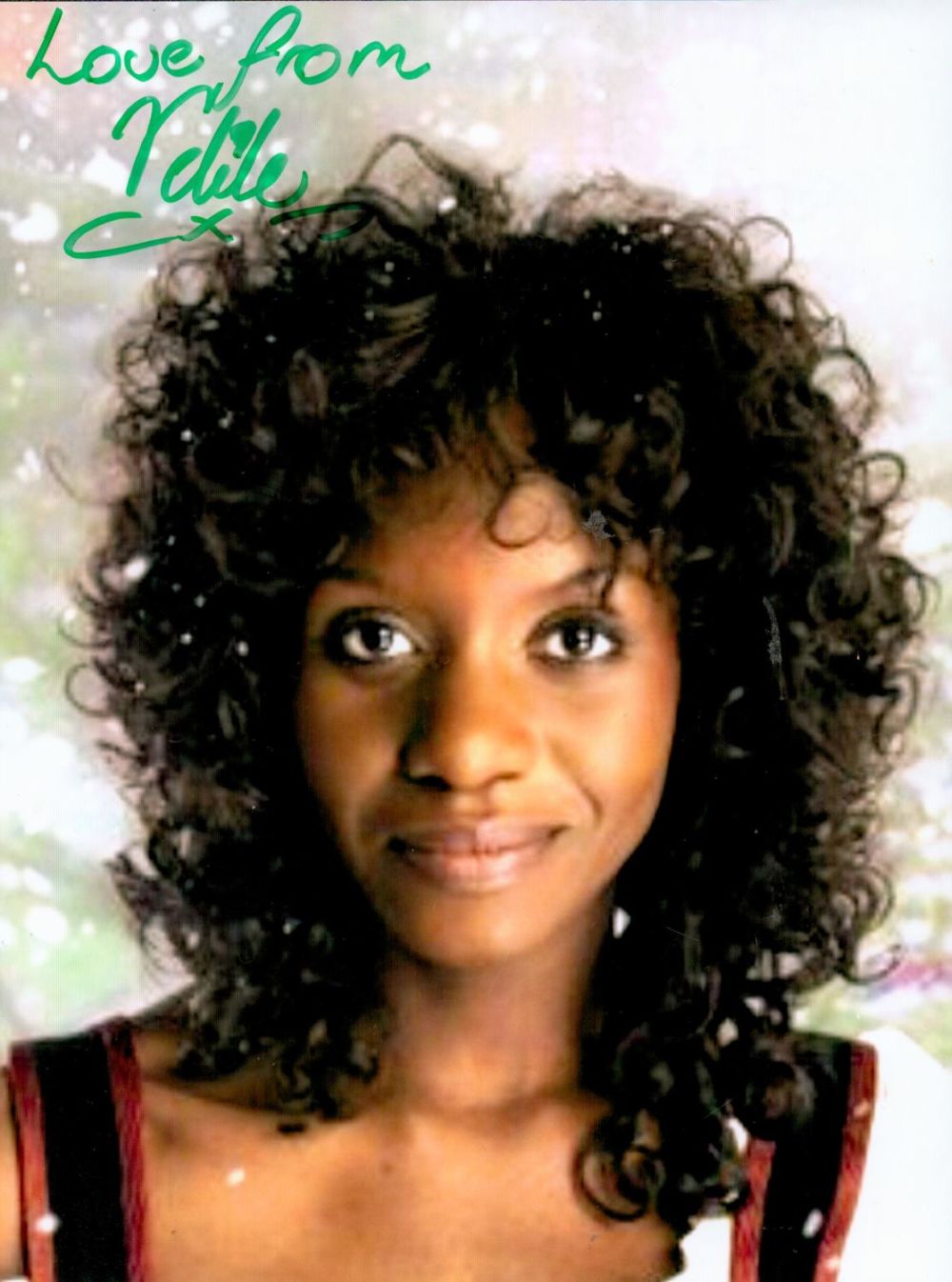 Lot 527: Dr Who actress Velile 8x6 signed colour photo....