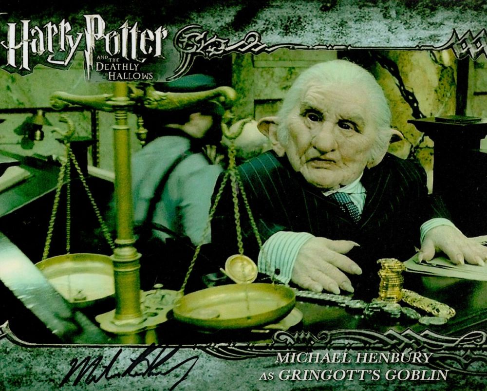 Lot 528: Harry Potter Michael Henbury signed 10 x 8...