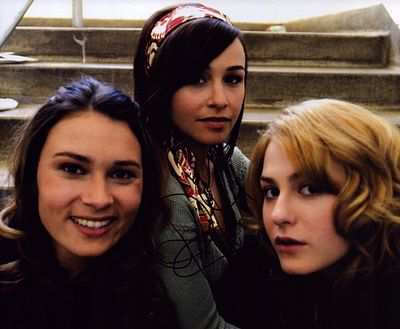 Danielle Harris Signed 10X8 inch colour Photo