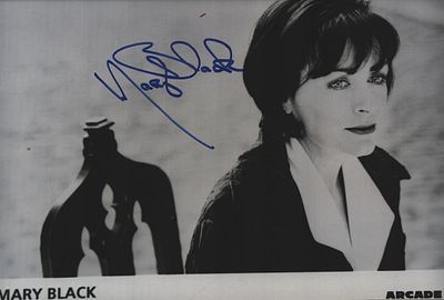 Mary Black sign 7x5 inch black and white Photo