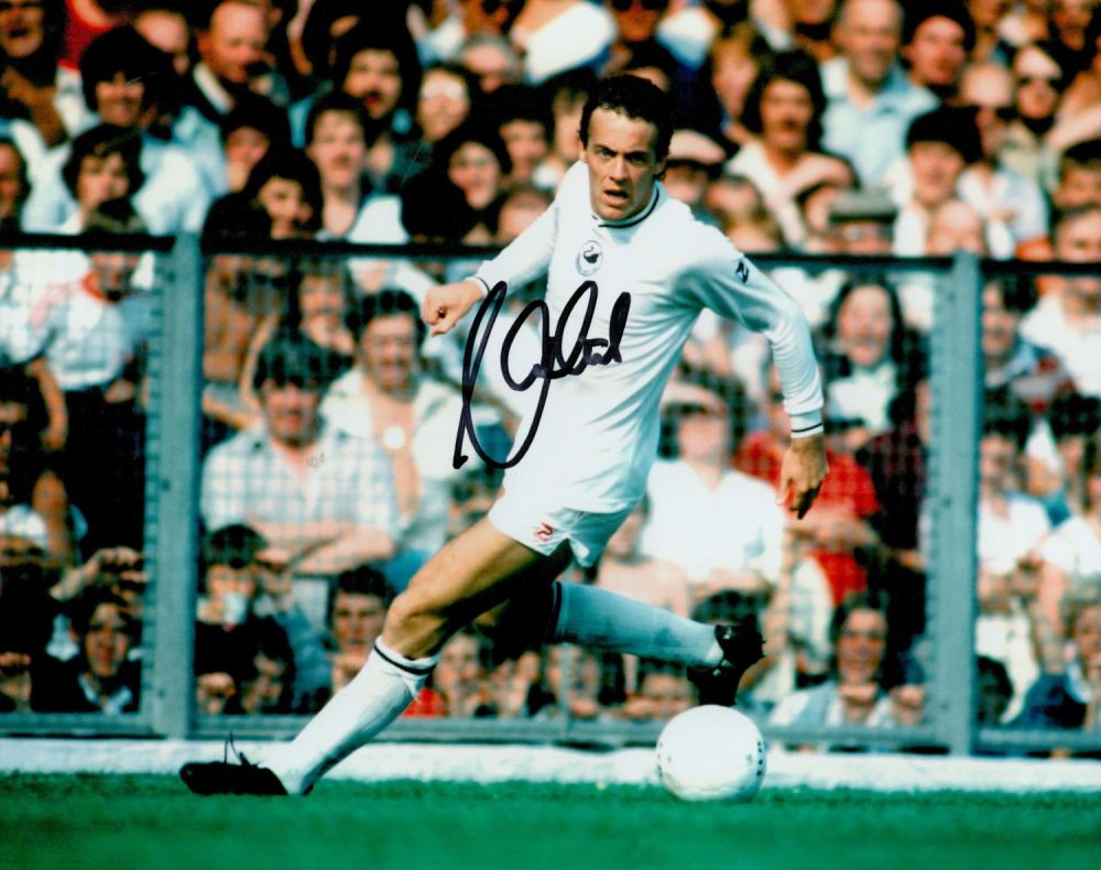 Lot 548: Alan Curtis former Welsh football player who played...