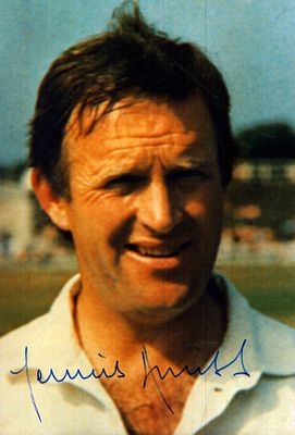 Dennis Amis signed 6x4 colour photo Former England cricketer