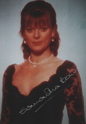 Samantha Bond signed 6X4 inch colour photo
