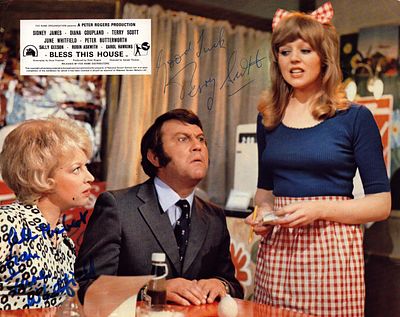 303) BLESS THIS HOUSE signed vintage 8x10 Promo Photo by Terry Scott (1927-1994) & June 
