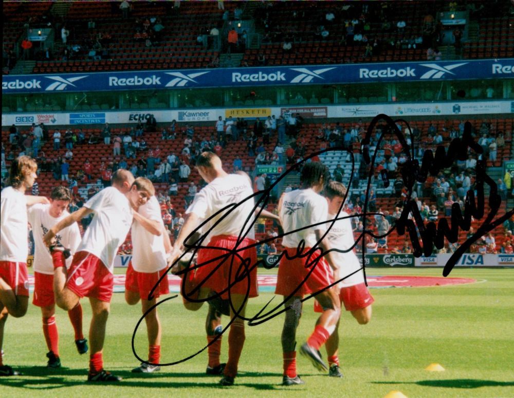 Lot 669: Football Steven Gerrard signed very young 6 x...