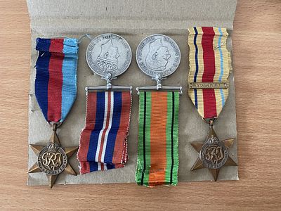 Collection of 4 medals, 8th Army The Africa Star bronze, The 1939-1945 Star bronze, The Defence 