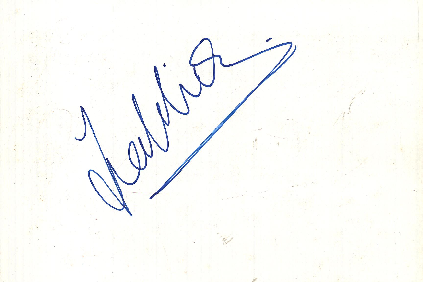 Lot 883