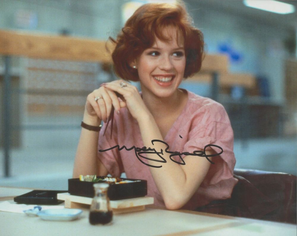 Lot 809: American Actress Molly Ringwald Signed 10x8 inch Colour...