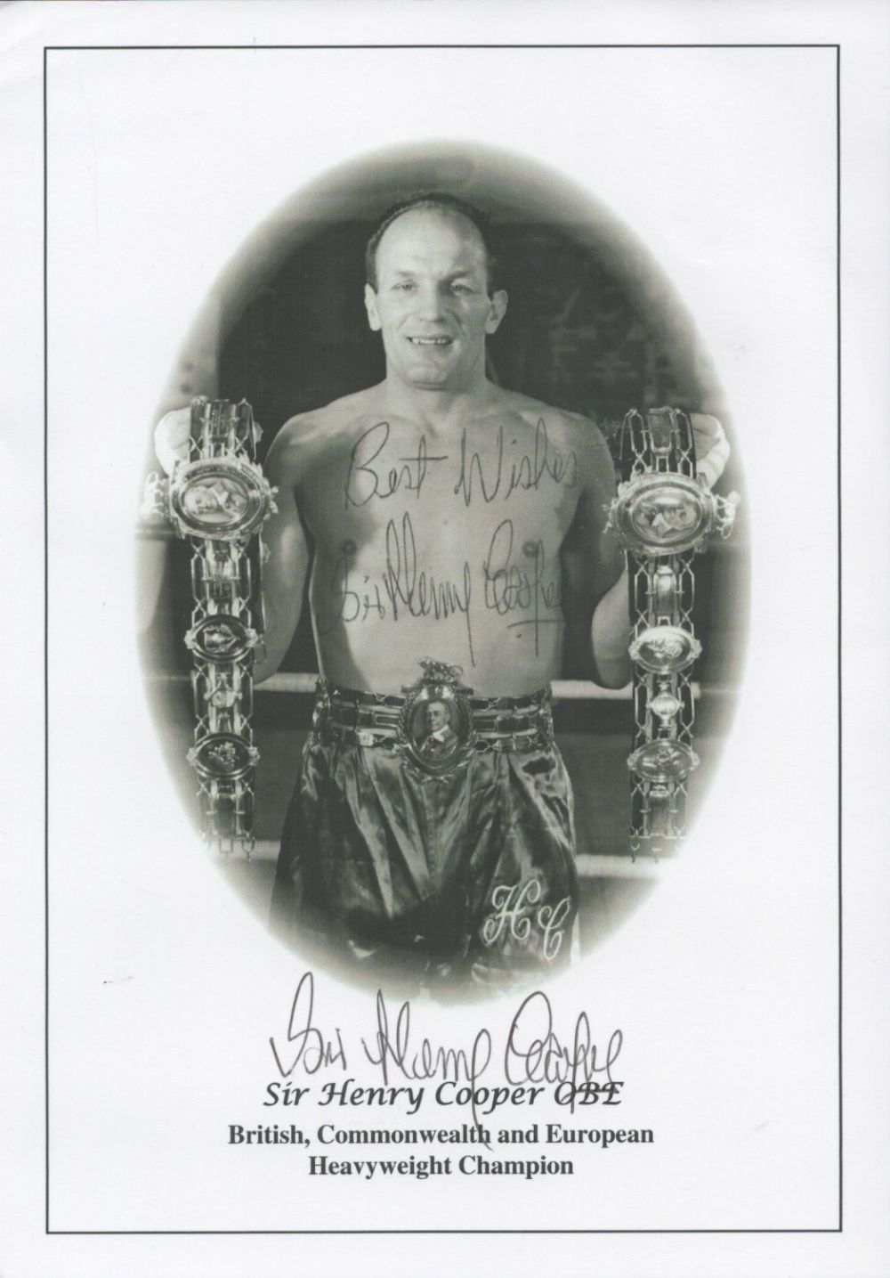 Lot 823: Boxing Sir Henry Cooper Signed 8x6 inch Black...