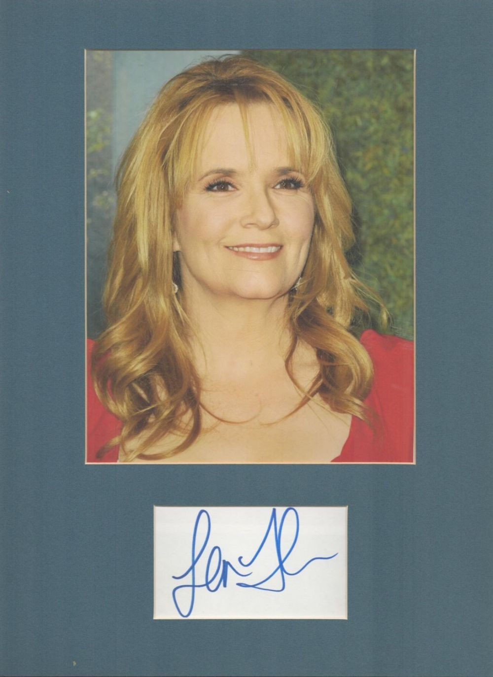 Lot 75: Actor, Lea Thompson matted signature piece, overall size...