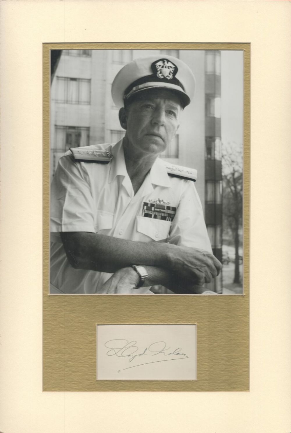Lot 101: Actor, Lloyd Nolan matted signature piece, overall size...