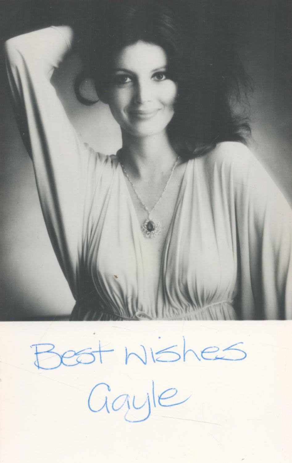 Lot 180: Actor, Gayle Hunnicutt signed 6x4 black and white...