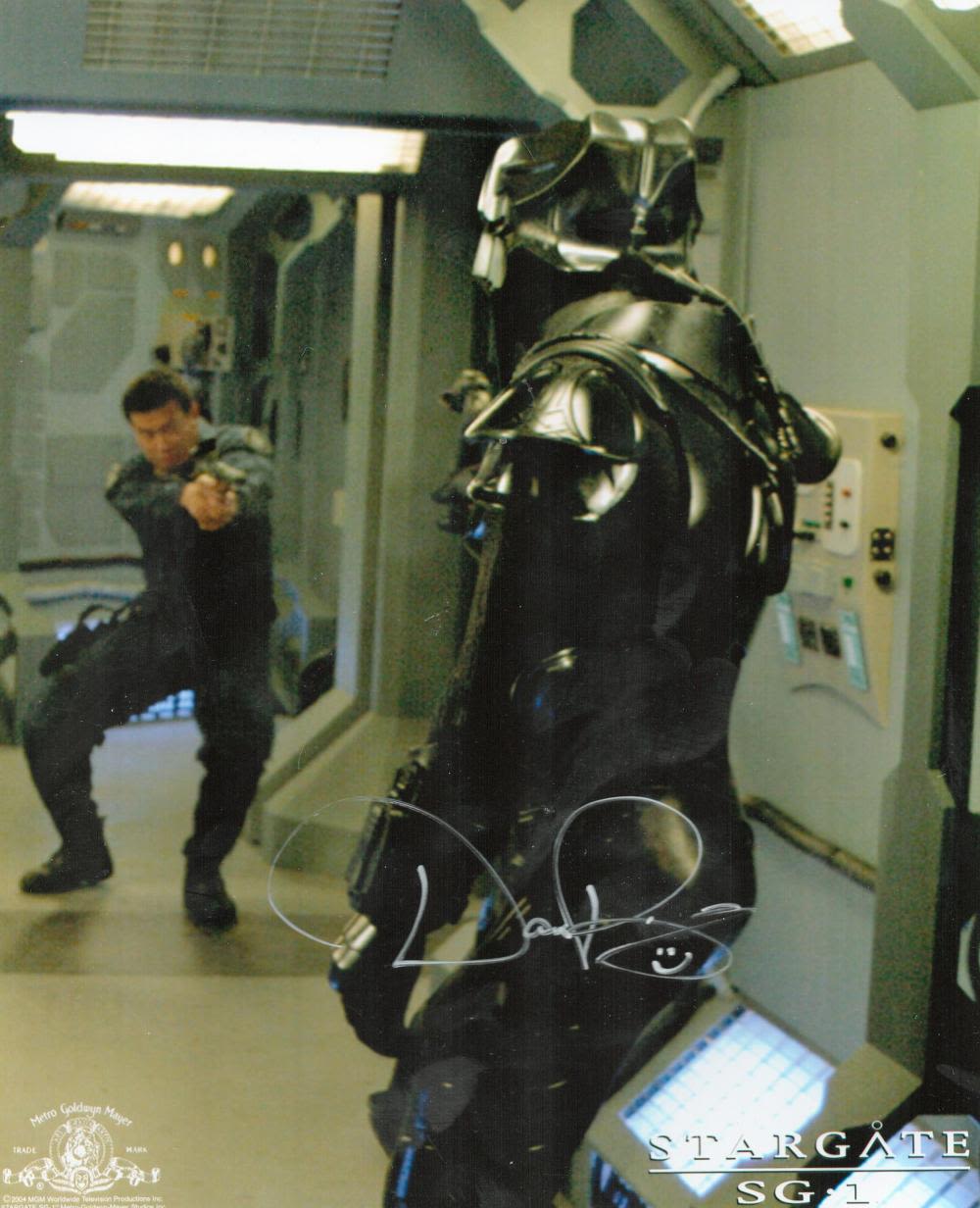 Lot 76: Stargate: SG1, Dan Payne signed 10x8 colour photograph...